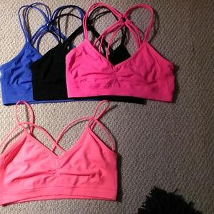 Bundle of 4 braletts